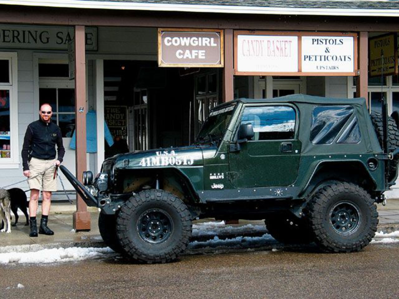 Jeep Kaiser M715 Side View Photo 2