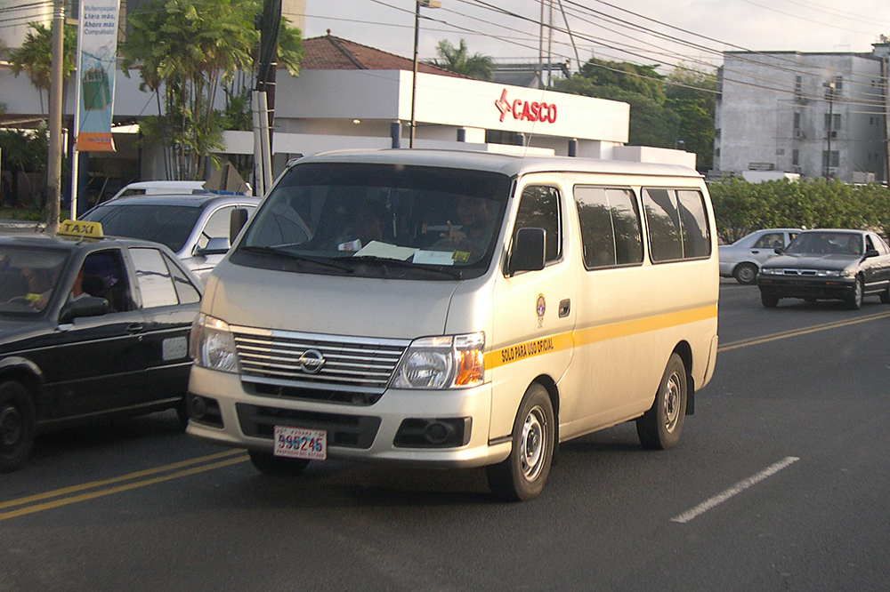 Nissan Urvan 3.0Di | Flickr - Photo Sharing!