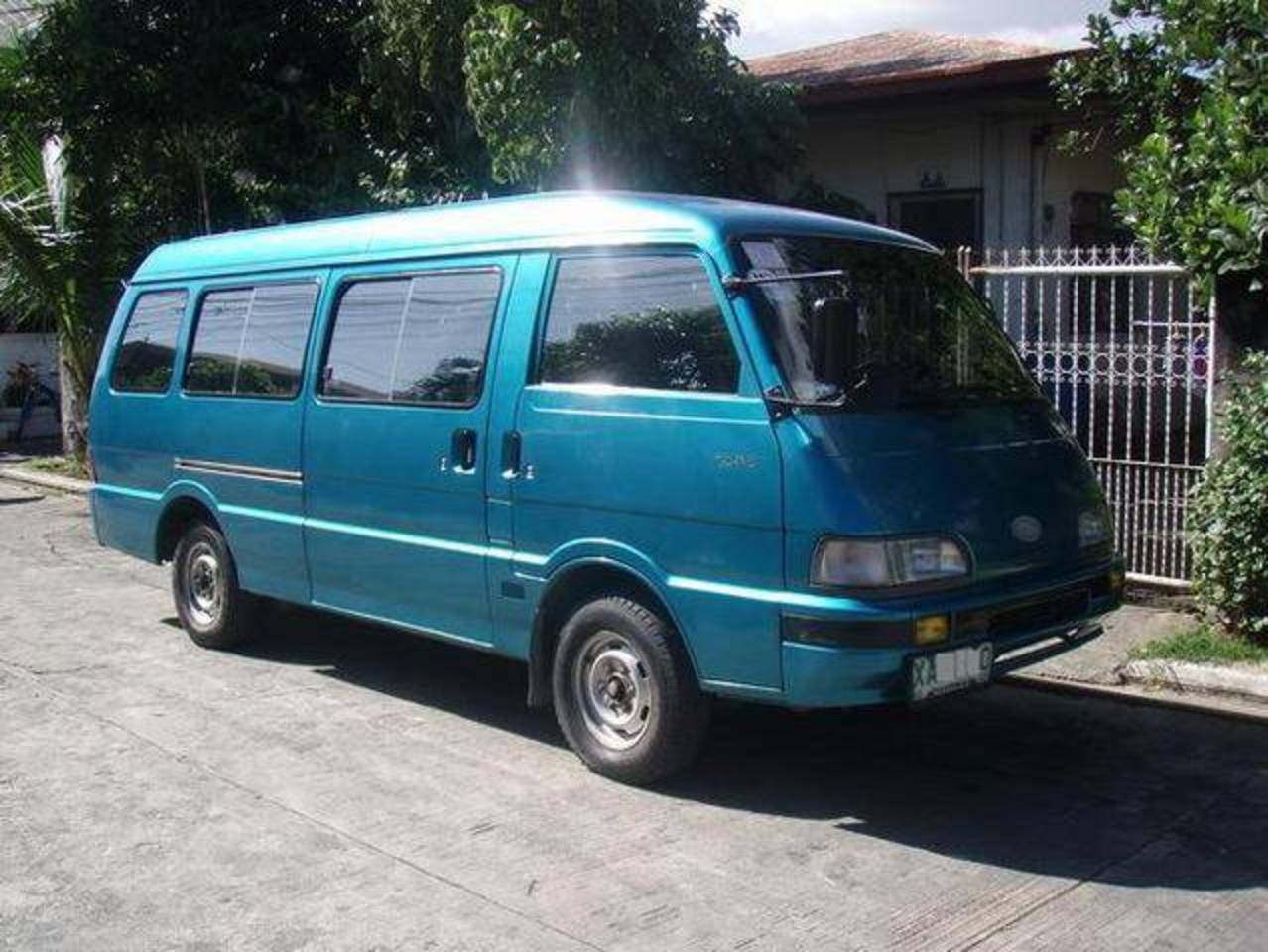 Asia Topic 2001 by KIA Philippines 18 seater FOR SALE from Manila ...