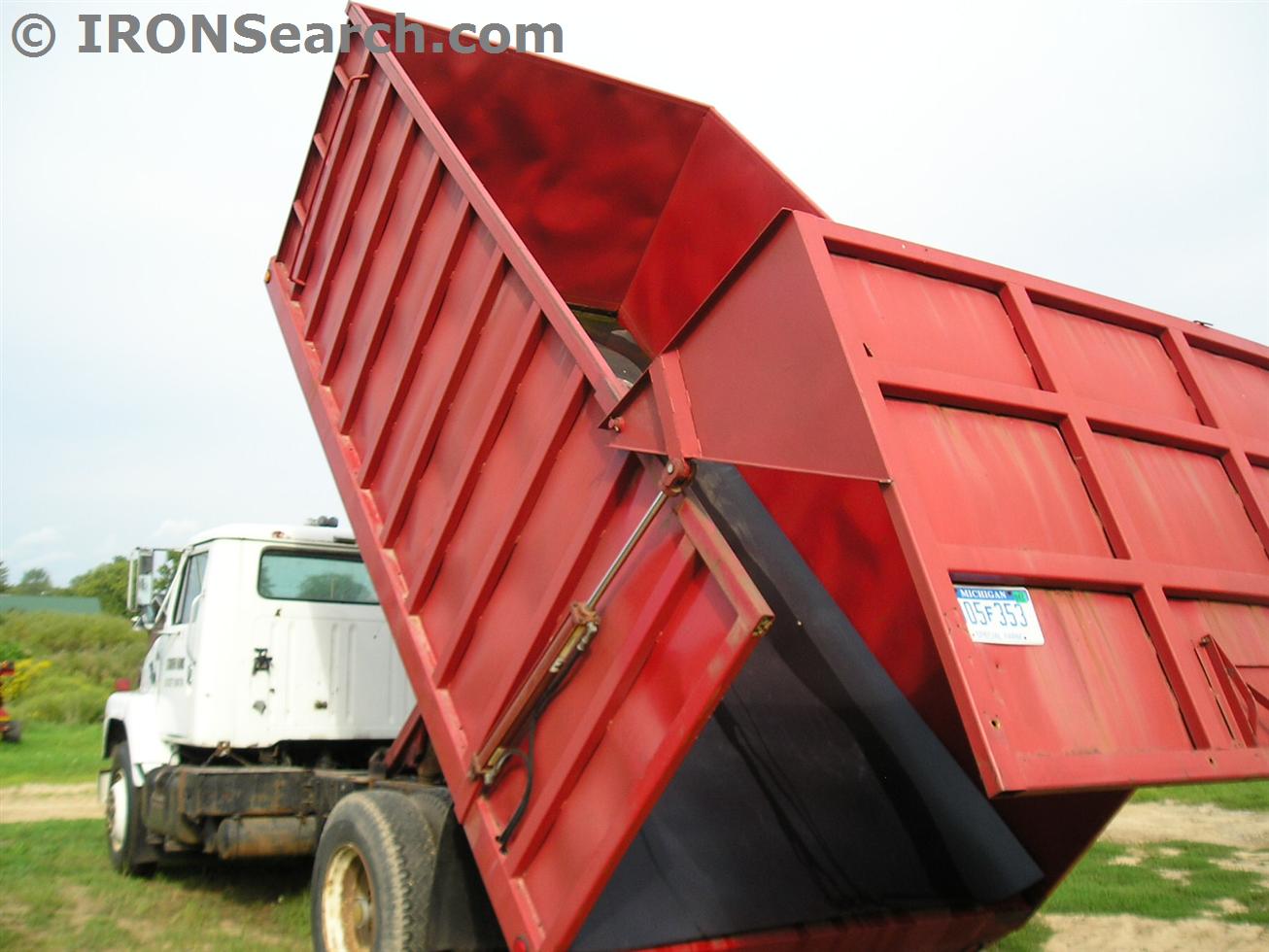 IRON Search - International s2300 Dump Body For Sale By Pells in ...