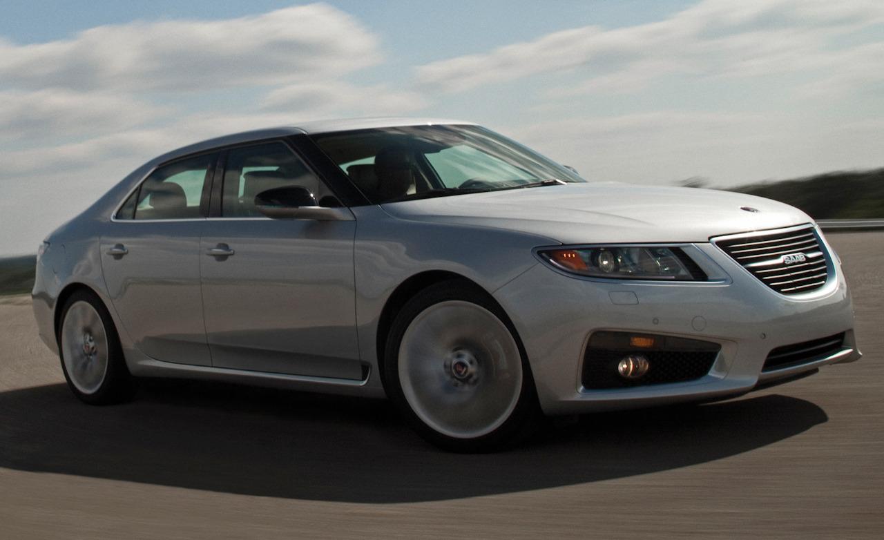 2011 Saab 9-5 Aero XWD - Photo Gallery of Road Test from Car and ...