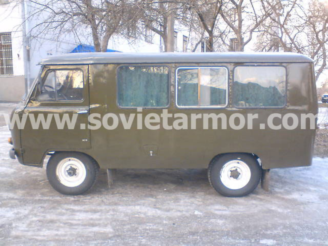 Soviet Armor :: UAZ-