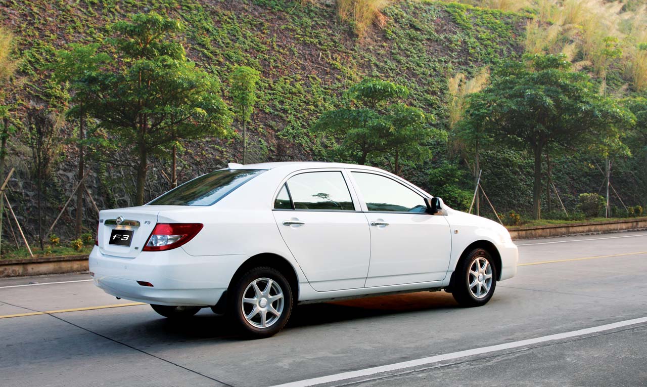 BYD photographs and BYD technical data - allcarcentral.