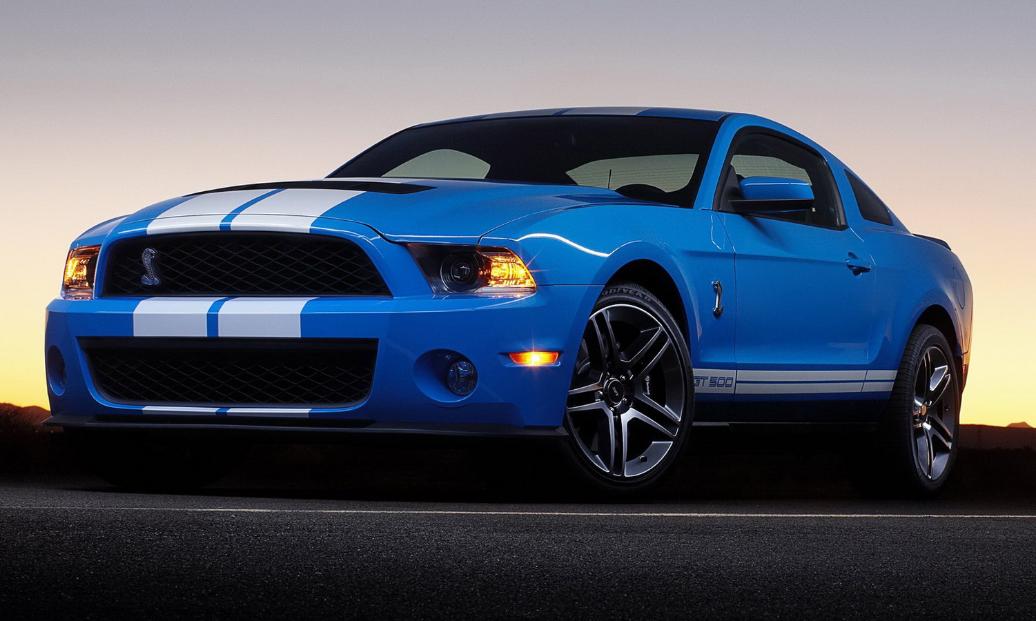 2010 Ford Shelby GT500 Coupe & Convertible with 540HP | Automobile Box