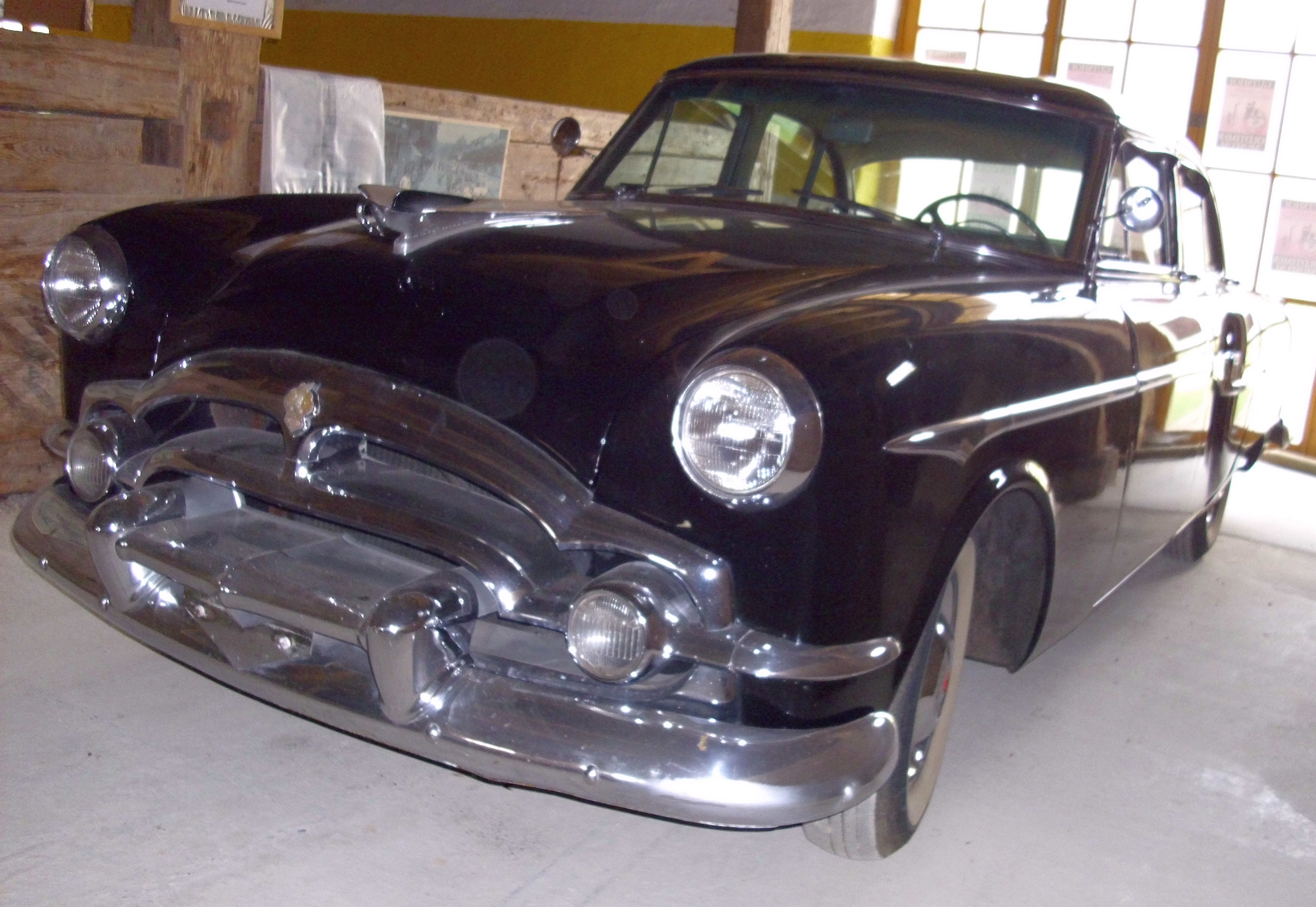 File:Packard Clipper Deluxe Touring Sedan Model 2662 1953.JPG ...