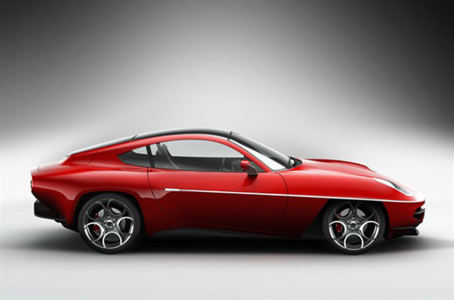 Touring Superleggera Alfa Romeo Disco Volante Appears Before ...