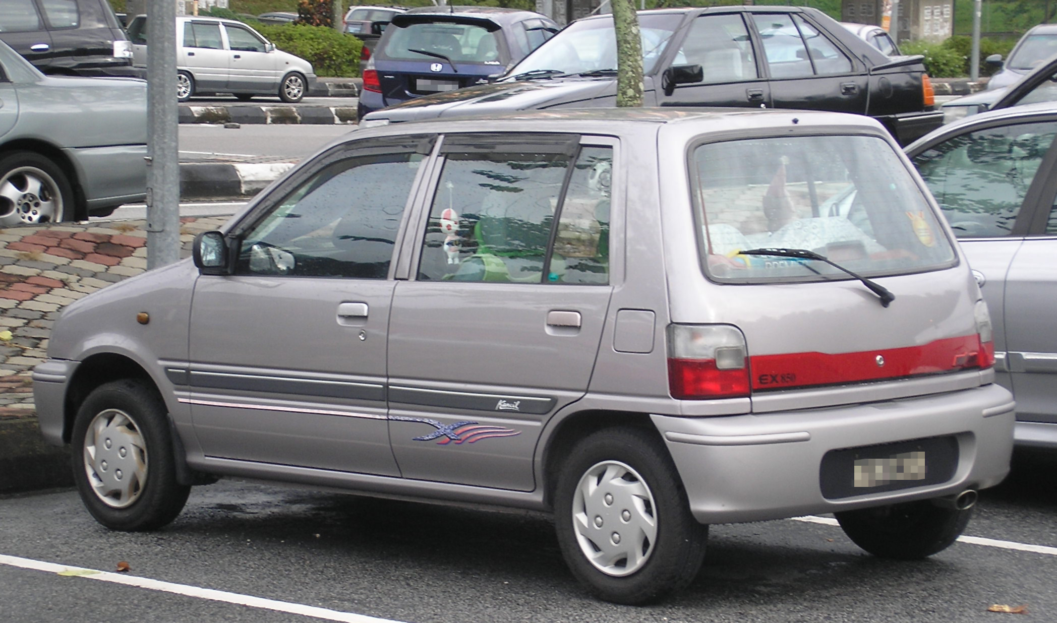 File:Perodua Kancil (first generation, first facelift) (rear ...