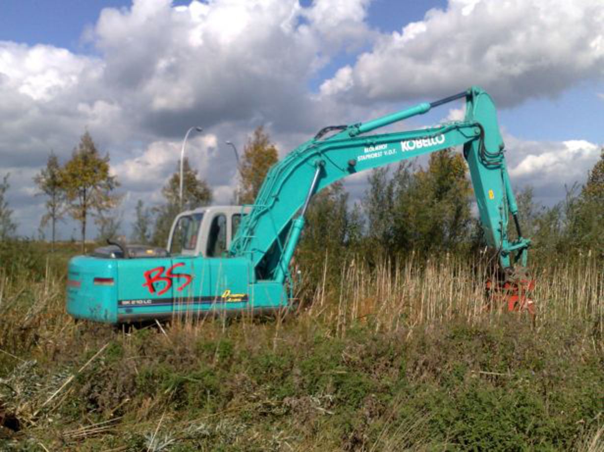 Kobelco Unknown: Photo gallery, complete information about model ...