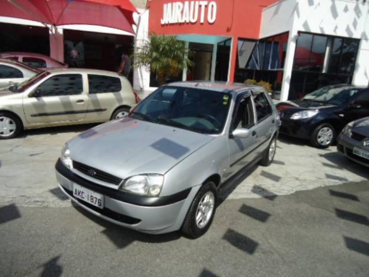 FORD FIESTA STREET 1.0mpi 4P 2002 - Brasil