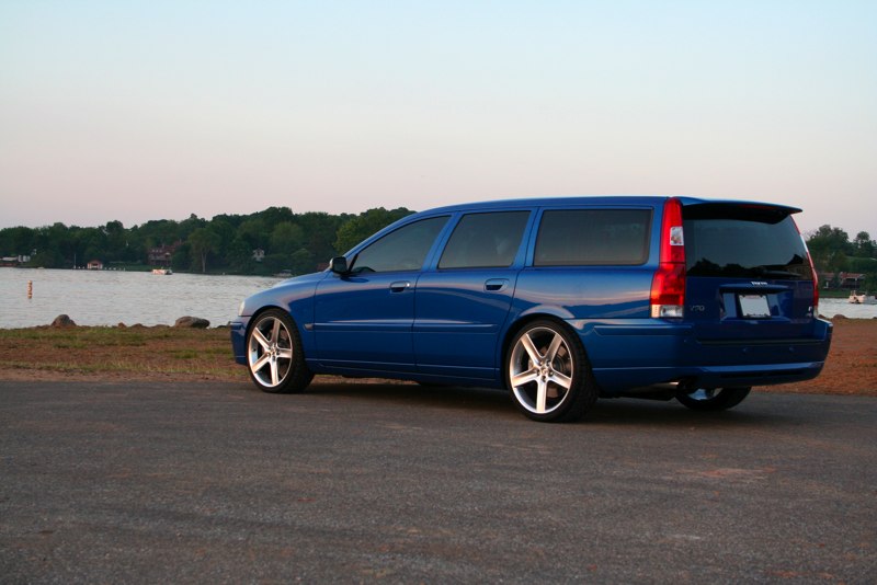 Free Download Volvo V70 R Awd Touring Articles Features Gallery Photos Buy