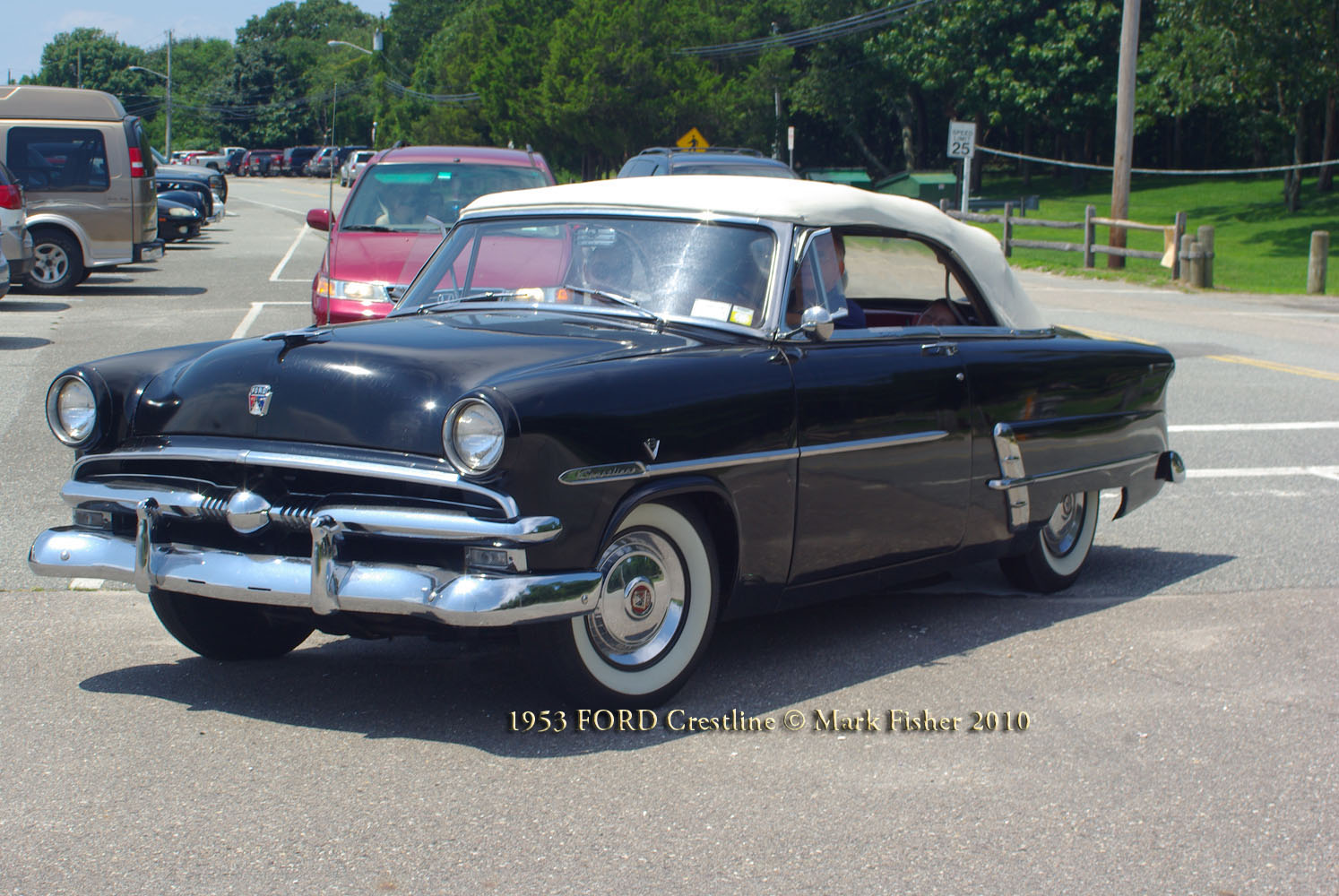 1953 Ford Crestline