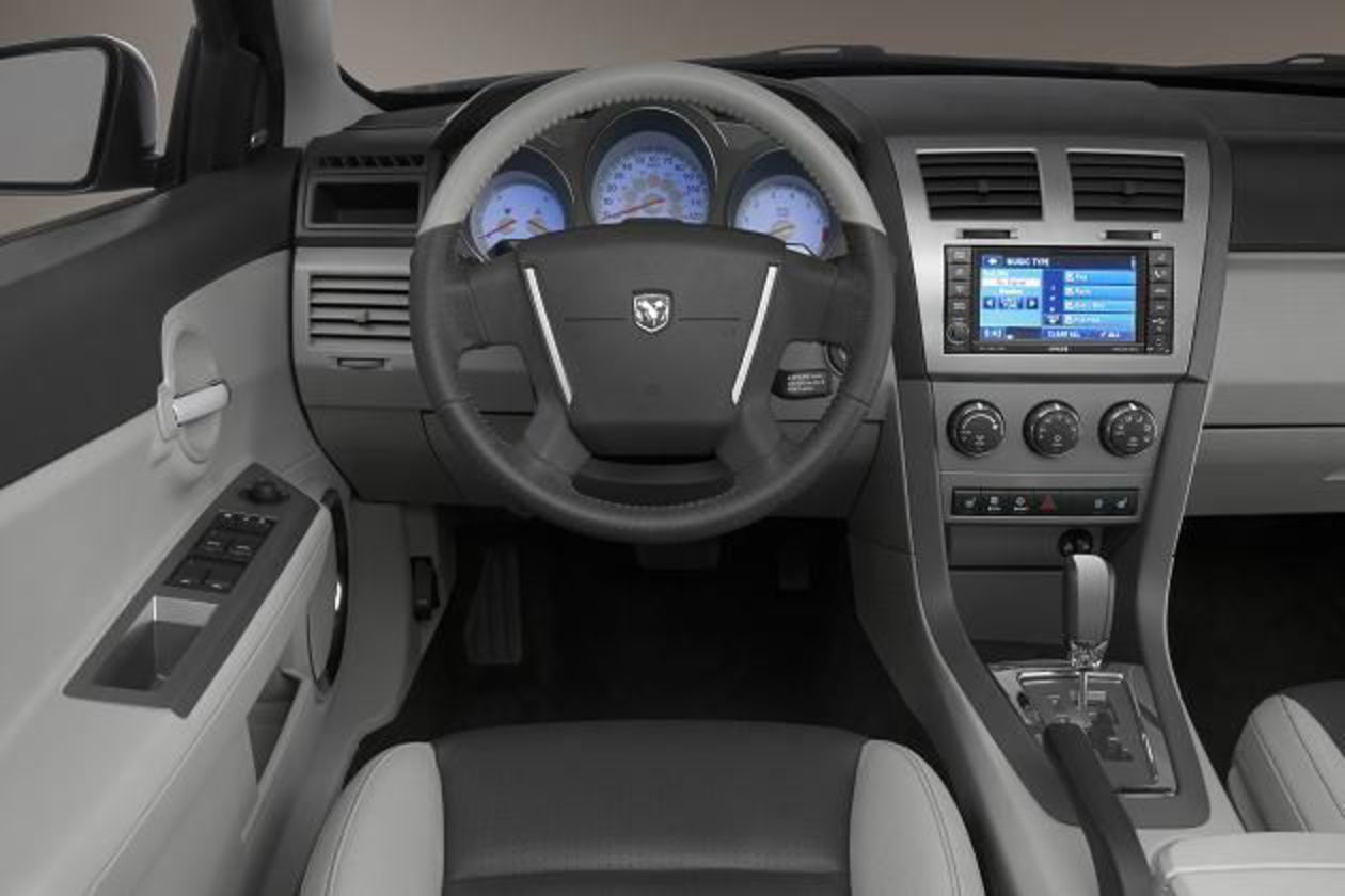 Dodge Avenger Interior