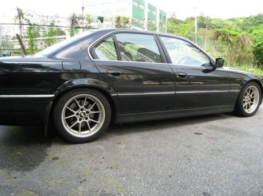 BMW 740iA E38 Black 1995