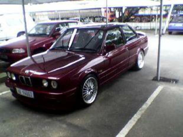 Pictures of Car BMW 325is Durban Kwazulu Natal vehicle listings contacts of