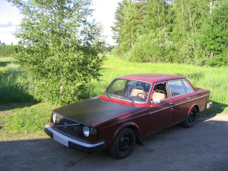 Volvo 244L '76