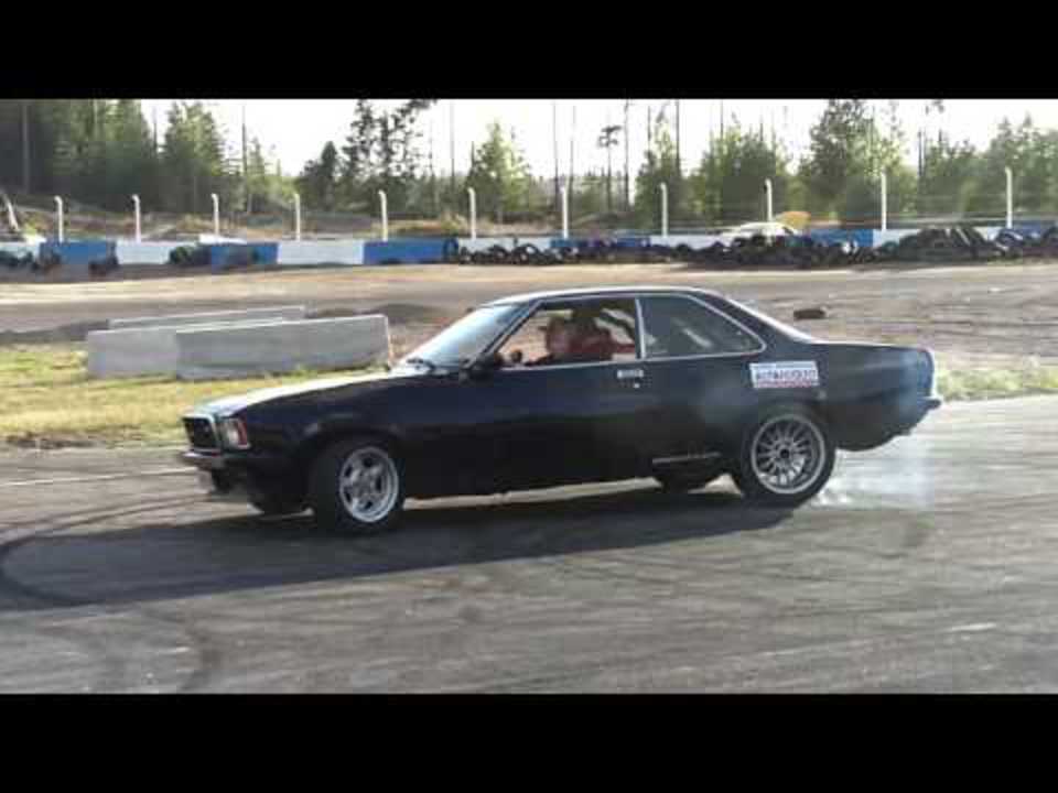 My 13 years old Jutta daughter drive Opel Commodore GSE Coupe Kouvola