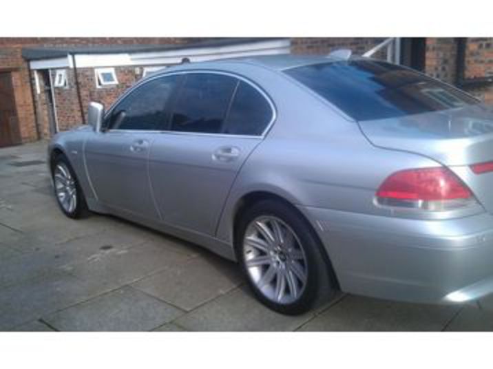Enlarge · BMW 735I SE AUTO TOP OF THE RANG!!! Salford Picture 4