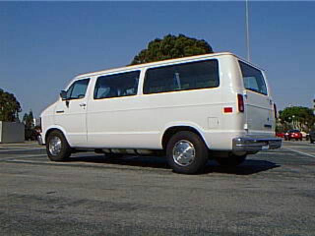 Dodge B 250 Van