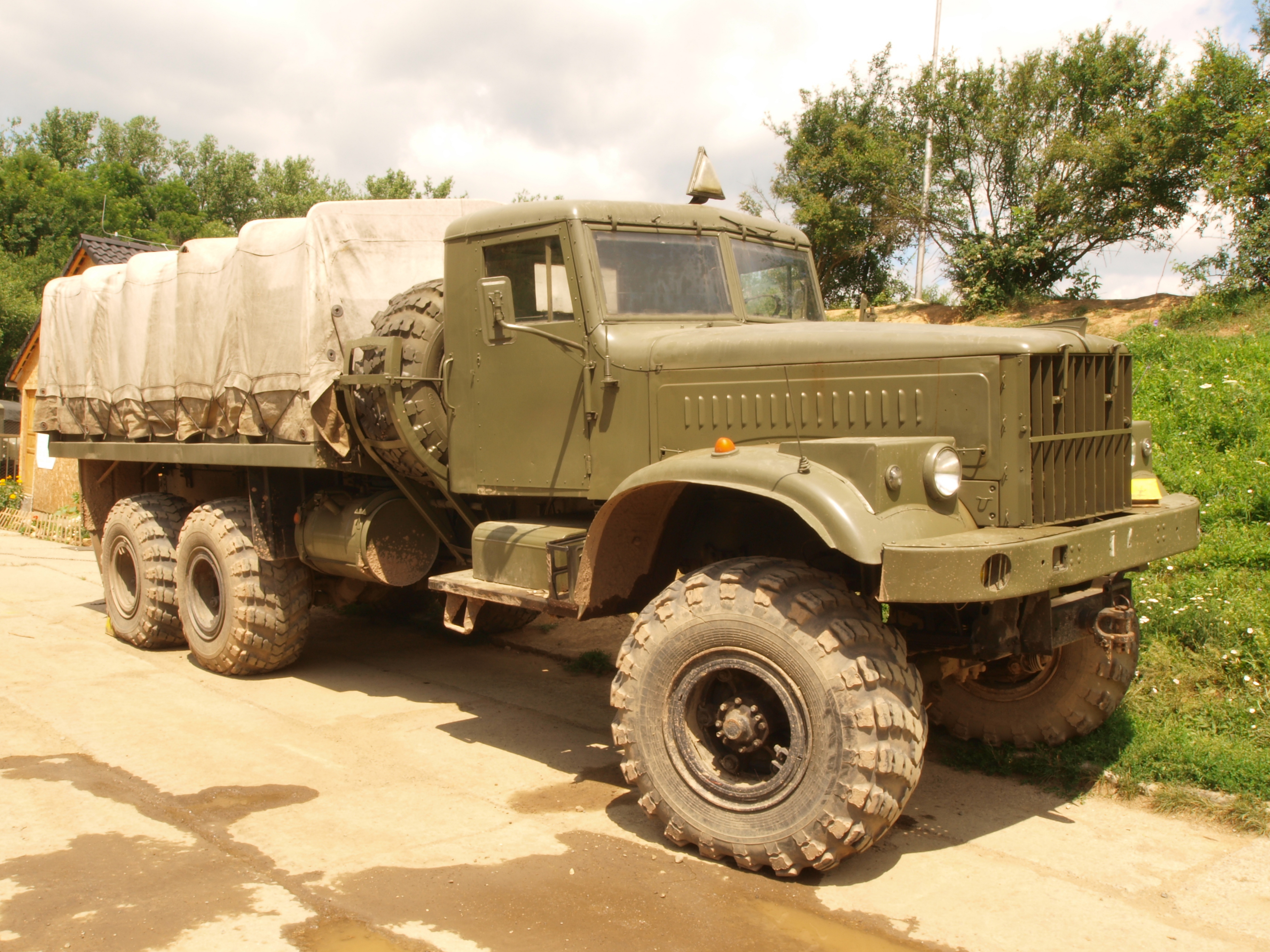 TopWorldAuto >> Photos of KrAZ 255 - photo galleries