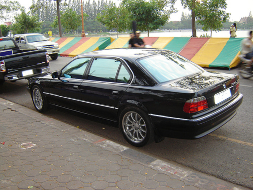 BMW 730iL. One more of this beautiful 7 series.