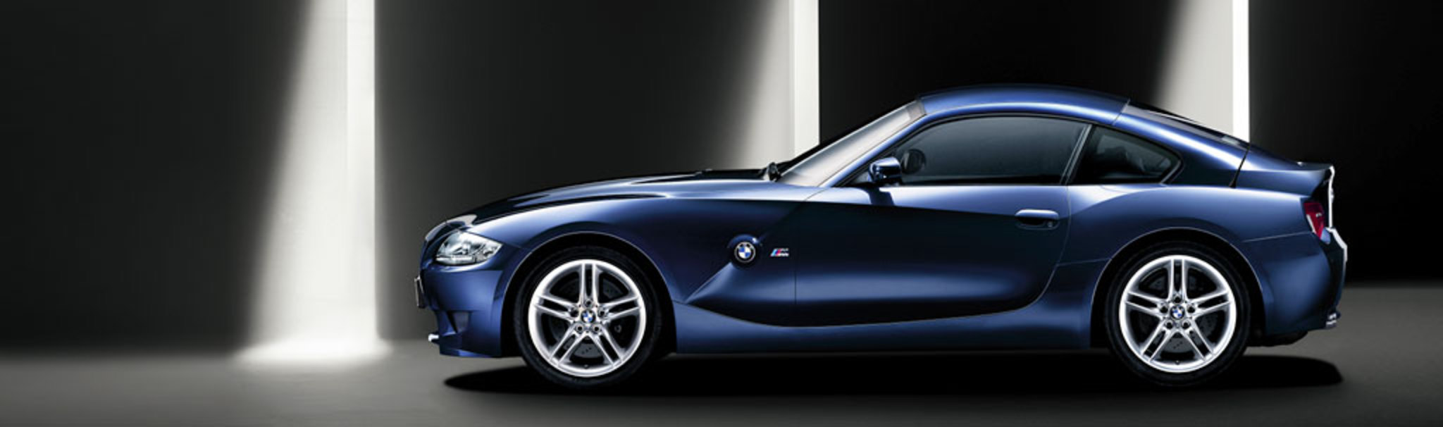 Even when stationary, the design of BMW Z4 M CoupÃ© still resonates with