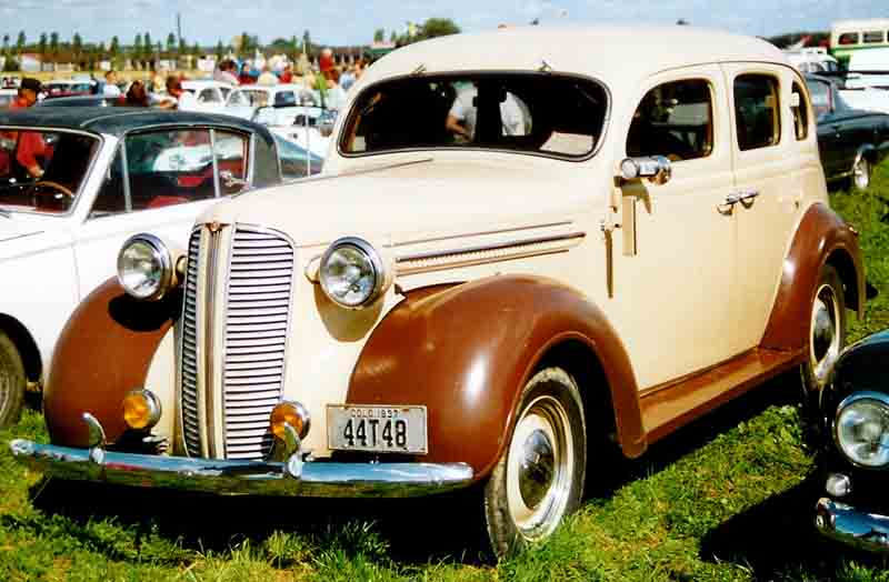File:Dodge 4-Door Sedan 1937.jpg. No higher resolution available.