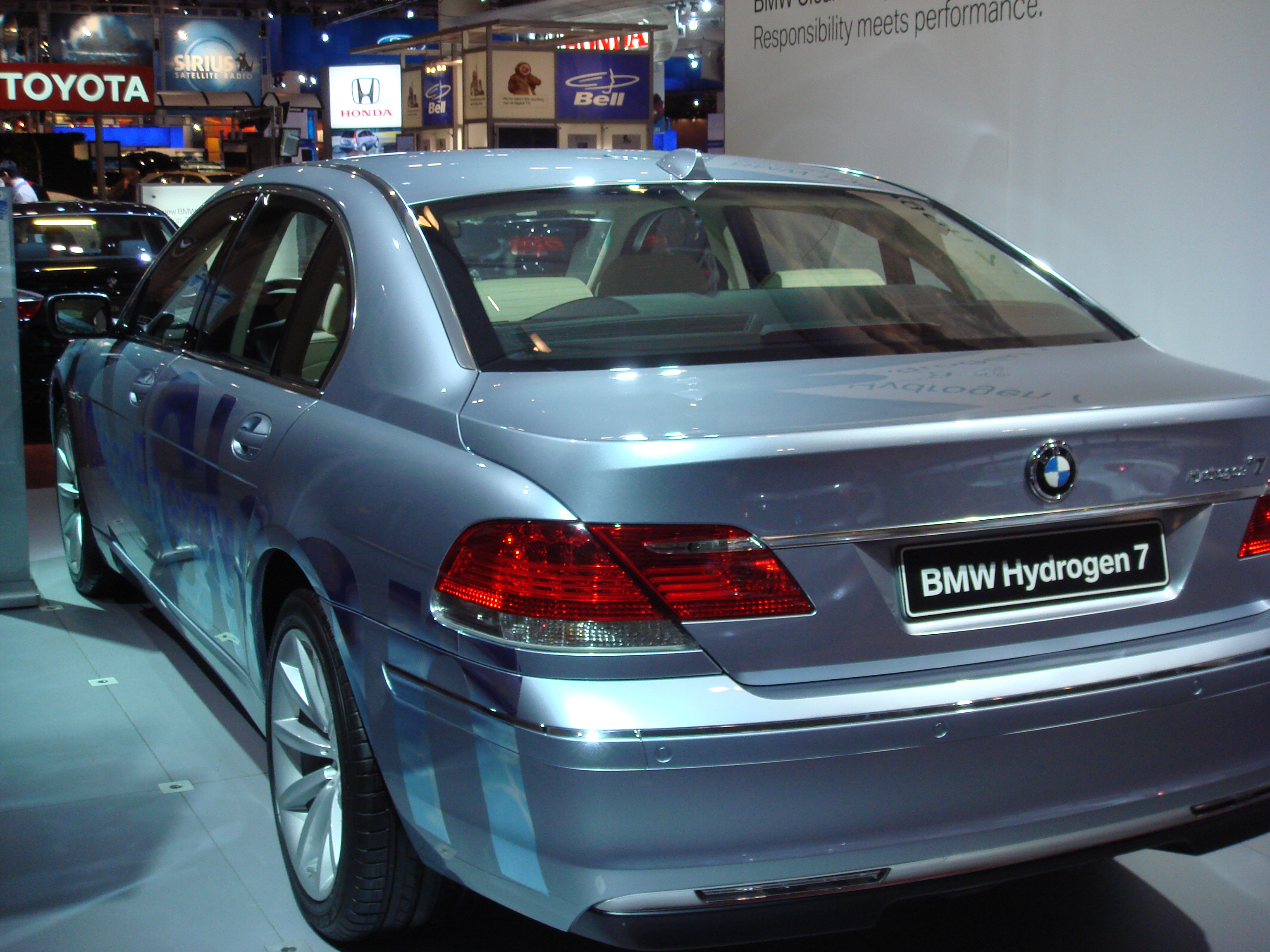 File:BMW Hydrogen 7 (1).jpg