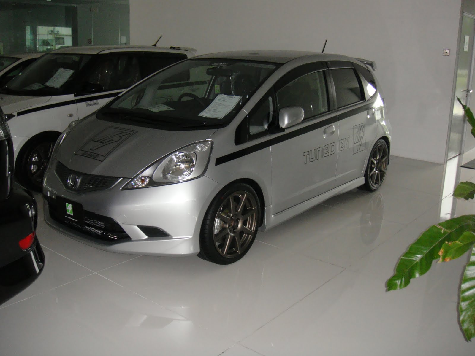 Honda fit rs. Honda Fit RS 2008. Хонда фит РС 2008. Хонда фит RS 2008. Honda Fit RS 2011.