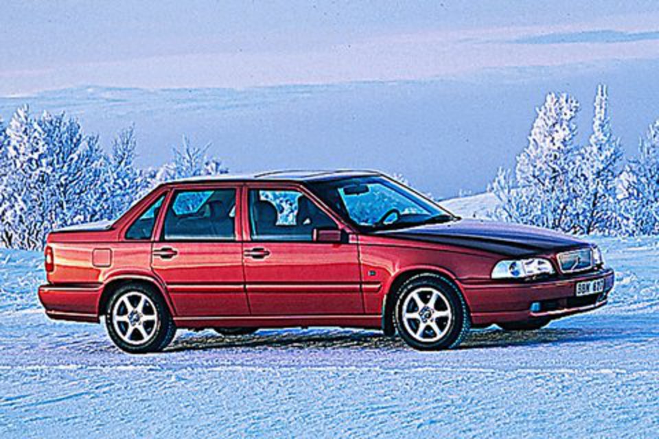 1998 Volvo S70 4-door. â—„ Prices · Technical Specifications â–º
