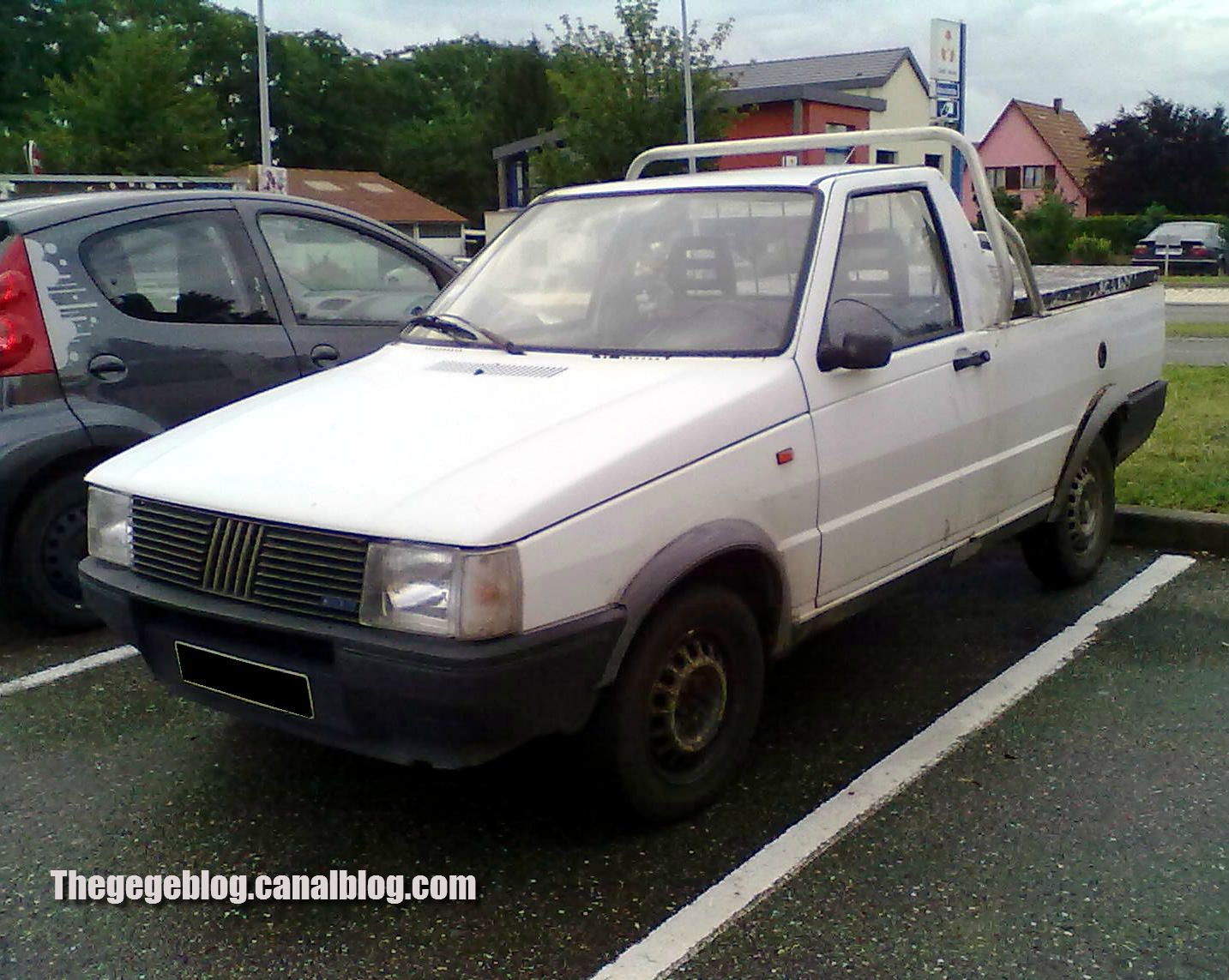 File:1983 Fiat Fiorino Furgão.jpg - Wikipedia