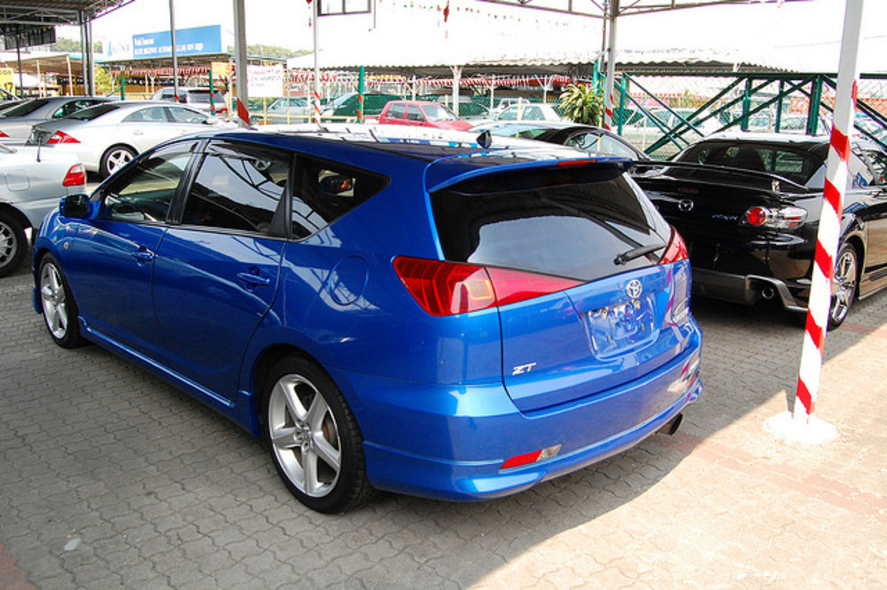 Toyota caldina zt