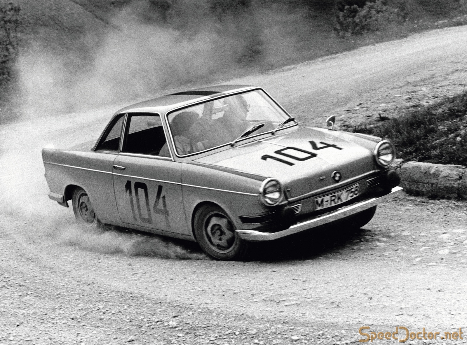 BMW 700 Coupe: Born for motorsport. The sporting qualities of the BMW 700