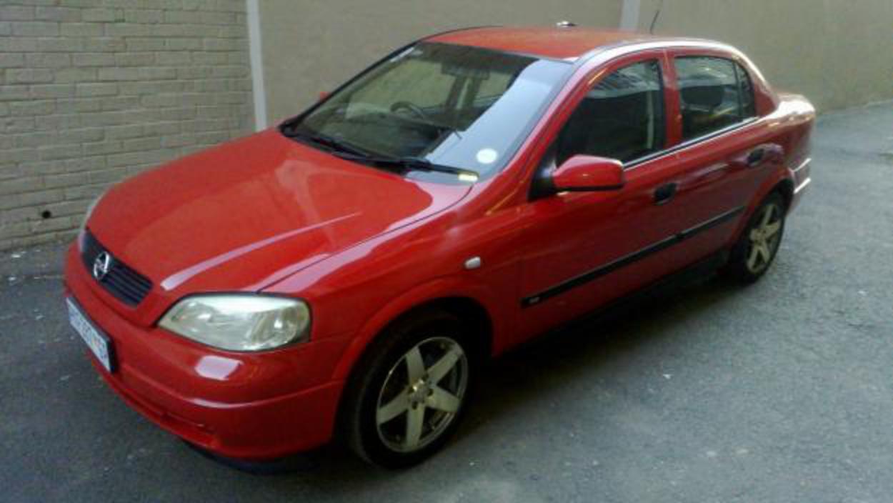 Pictures of Opel Astra Classic 1.6 16v