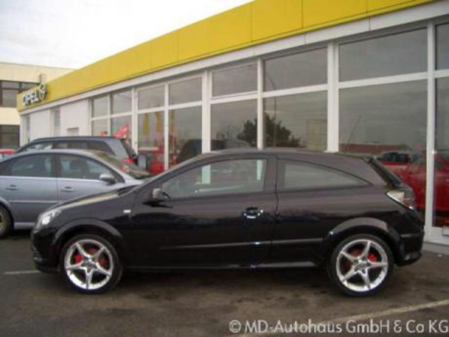 Opel astra gtc 1.8 (774 comments) Views 41570 Rating 77