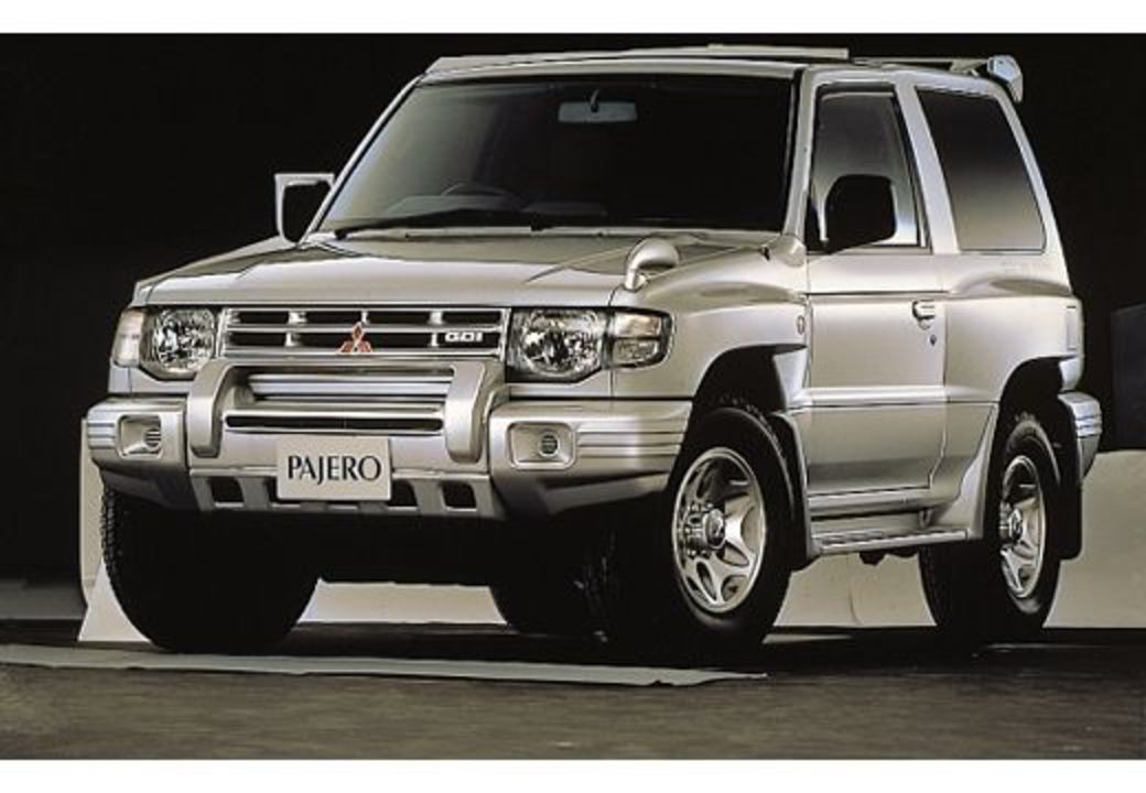 Pajero v. Mitsubishi Pajero 3500. Паджеро v6 3500. Mitsubishi Pajero, 1997 3500. Митсубиси Паджеро 3500 v6.