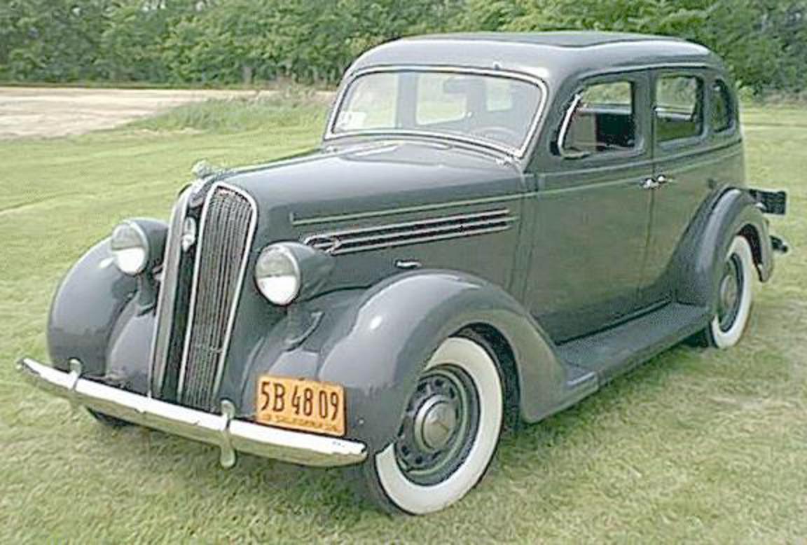 Plymouth 1936