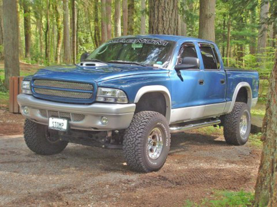 Dodge Dakota Crew 4x4 - huge collection of cars, auto news and reviews,