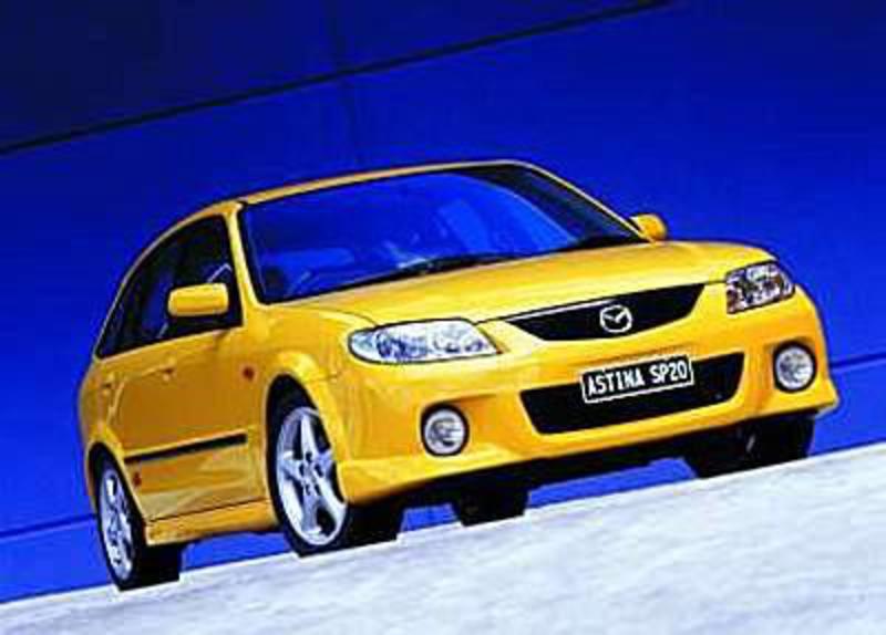 Article: Car: Mazda Familia Sport 20 4WD Automatic >