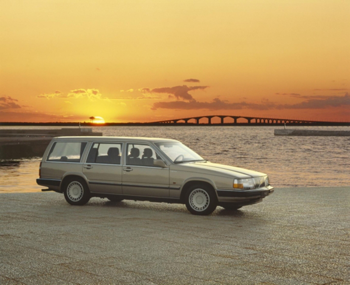 View Download Wallpaper. 640x363. Comments. Volvo 760 wagon
