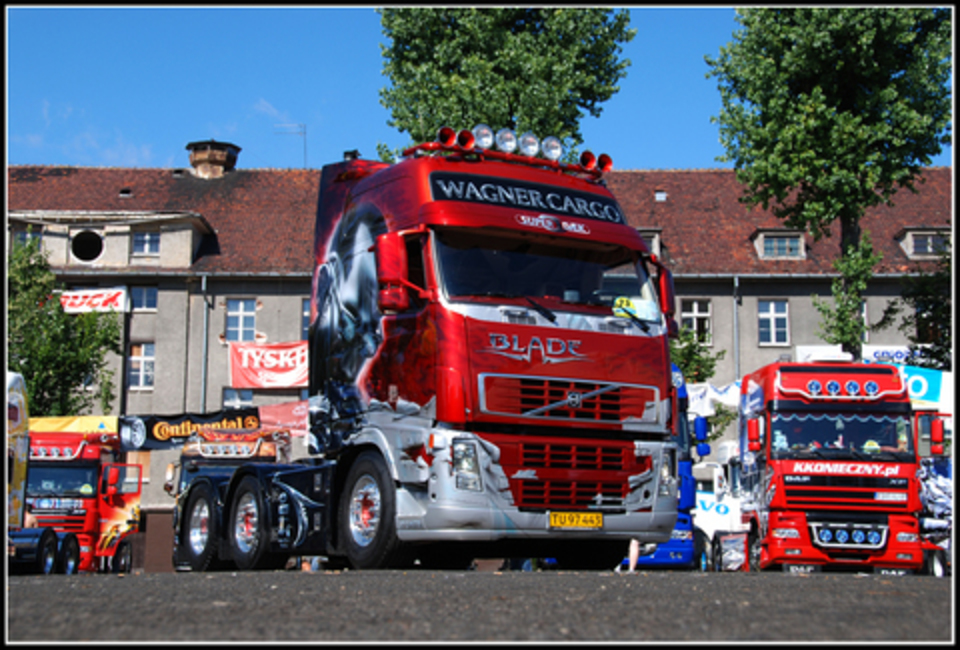 Volvo FH 460 - huge collection of cars, auto news and reviews, car vitals,