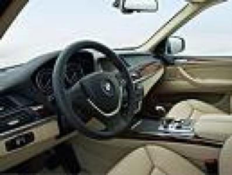 BMW 540xi - huge collection of cars, auto news and reviews, car vitals,