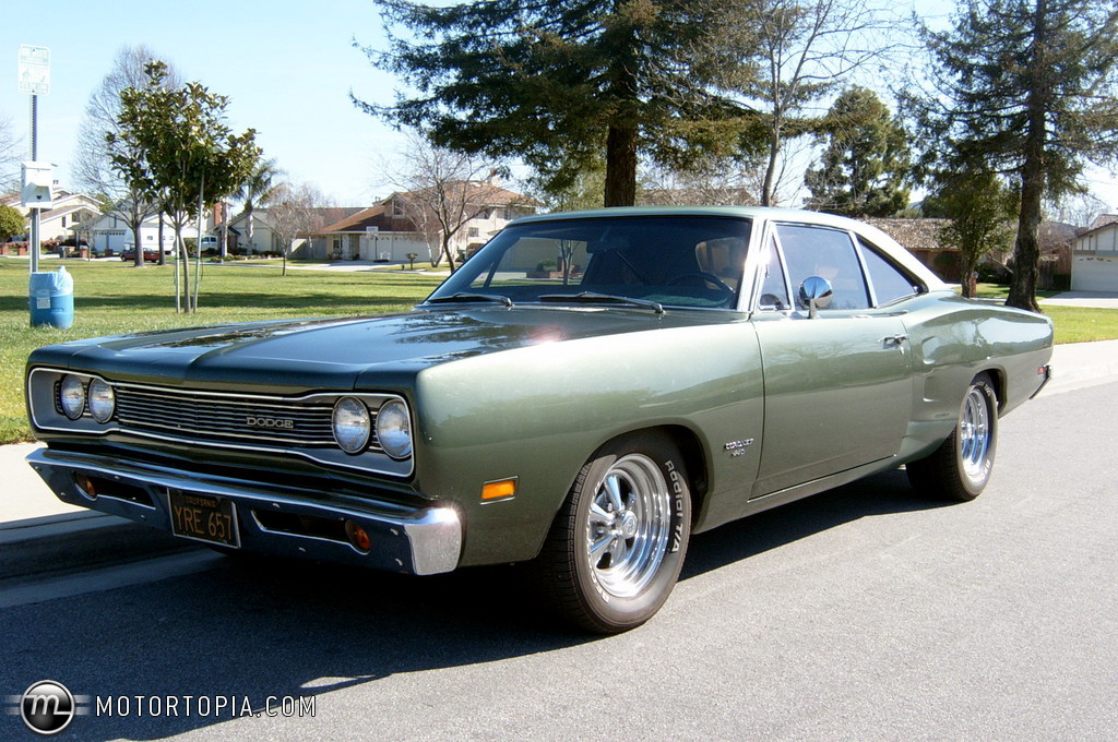 a 1969 Dodge Coronet 440 Model. This is a solid running car.