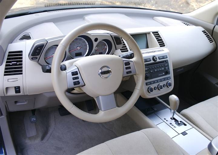 Read my 2007 Nissan Murano SE AWD Drive Test Drive and Review.