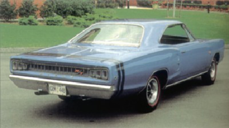 1968 Dodge Coronet R/T 440 hardtop rear three-quarter view