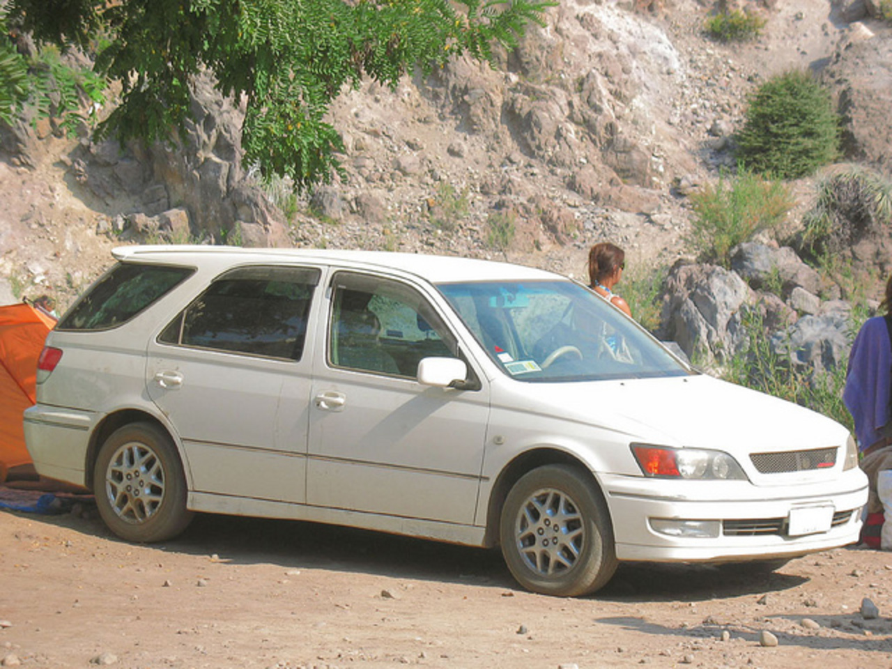 Toyota Vista 1999 stance