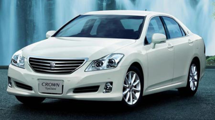 Toyota Crown Royal Saloon - huge collection of cars, auto news and reviews,