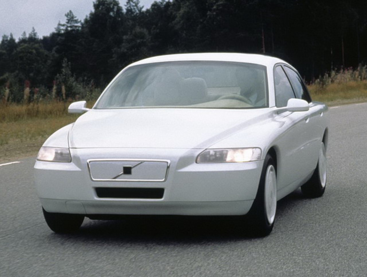 Volvo ECC Concept (1992). ÐŸÐ¾Ð´Ñ€Ð¾Ð±Ð½Ð¾ÑÑ‚Ð¸: ÐšÐ°Ñ‚ÐµÐ³Ð¾Ñ€Ð¸Ñ: Volvo: Ð¡Ð¾Ð·Ð´Ð°Ð½Ð¾ 01.04.2012