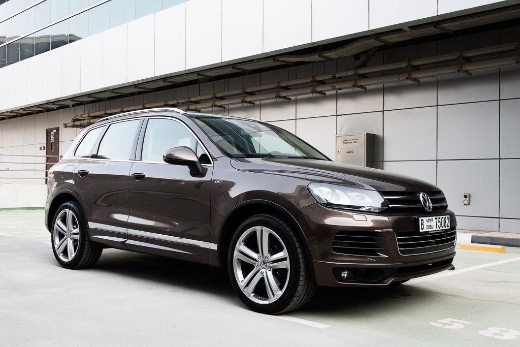 The 2012 Volkswagen Touareg V8 R line now looks muscular enough and promises