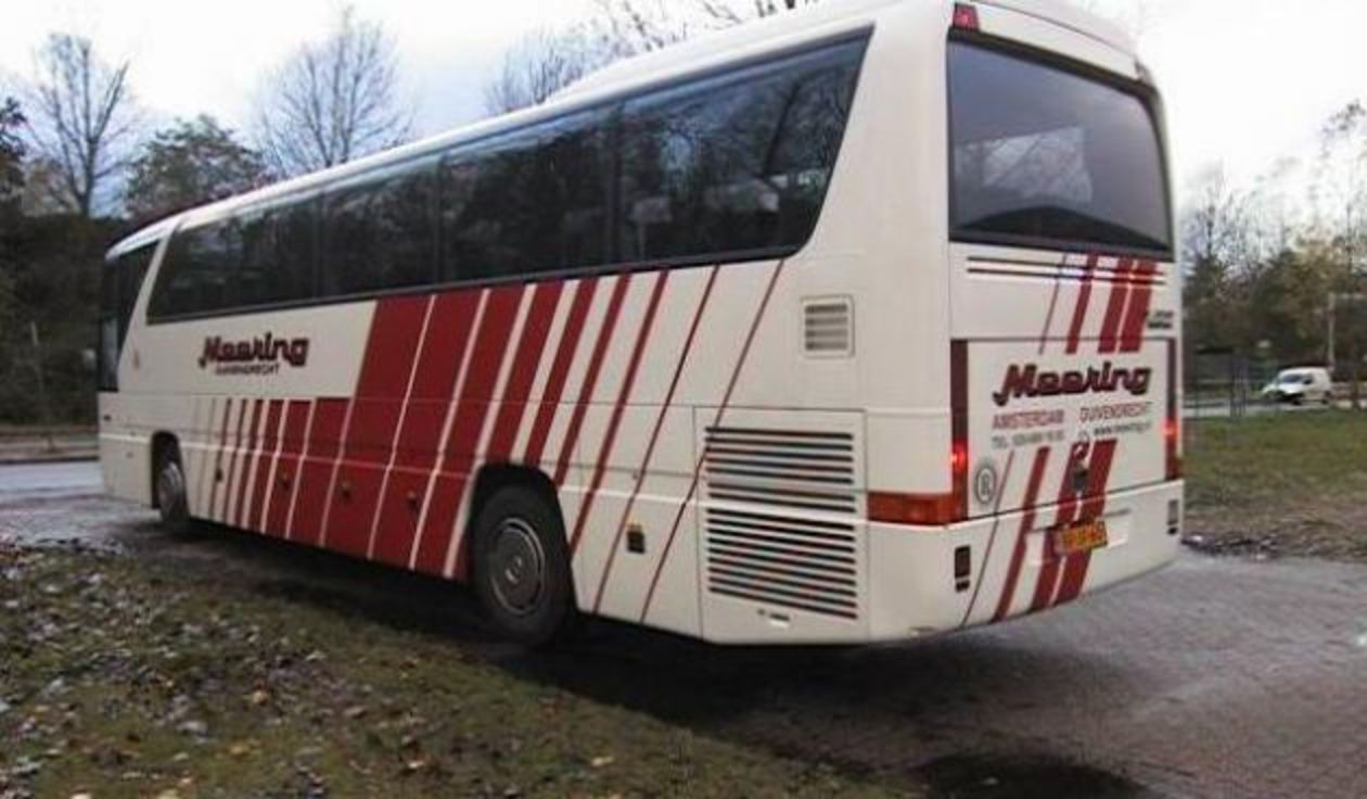 Автобус Mercedes Benz o350