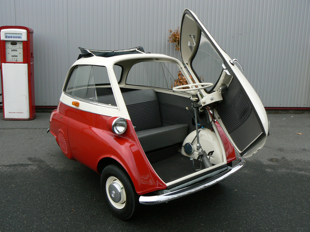 You can vote for this BMW Isetta photo